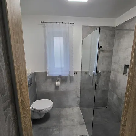 Galamb Vendeghaz Apartment Vonyarcvashegy