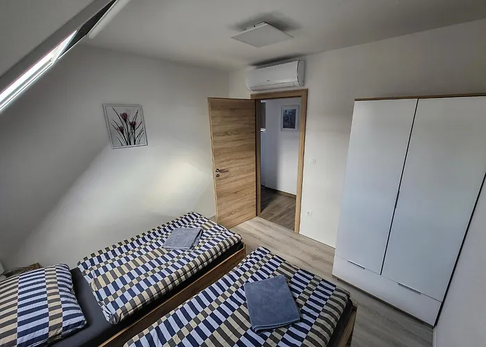 Galamb Vendeghaz Apartment Vonyarcvashegy